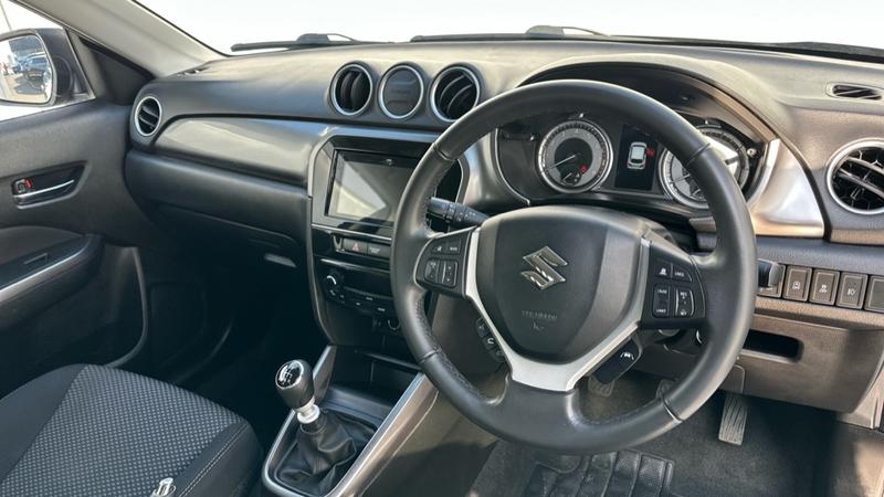 Used Suzuki Vitara 2021 for sale - 77770430: Photo 2