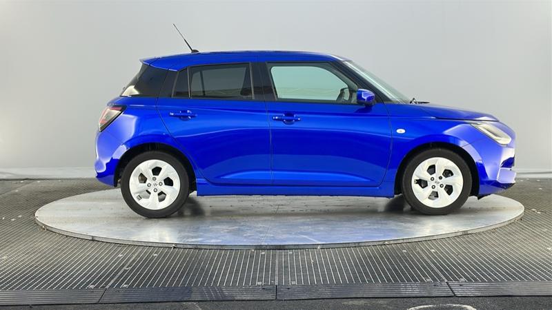 Used Suzuki Swift 2024 for sale - 77064010: Photo 5