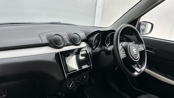 Used Suzuki Swift 2024 for sale - 75266404: Photo 11