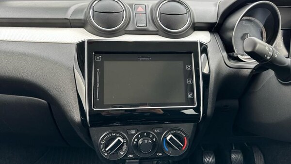 Used Suzuki Swift 2024 for sale - 75266404: Photo 12