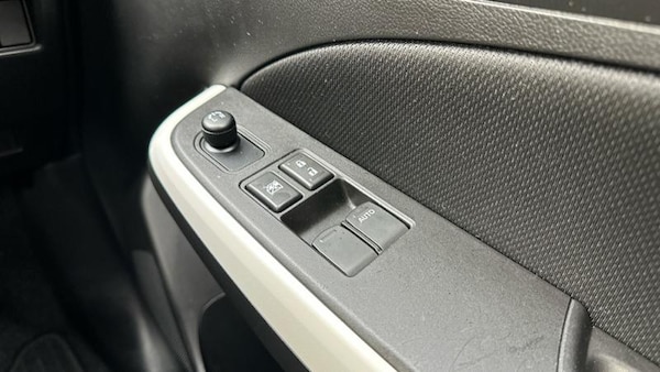 Used Suzuki Swift 2024 for sale - 75266404: Photo 35