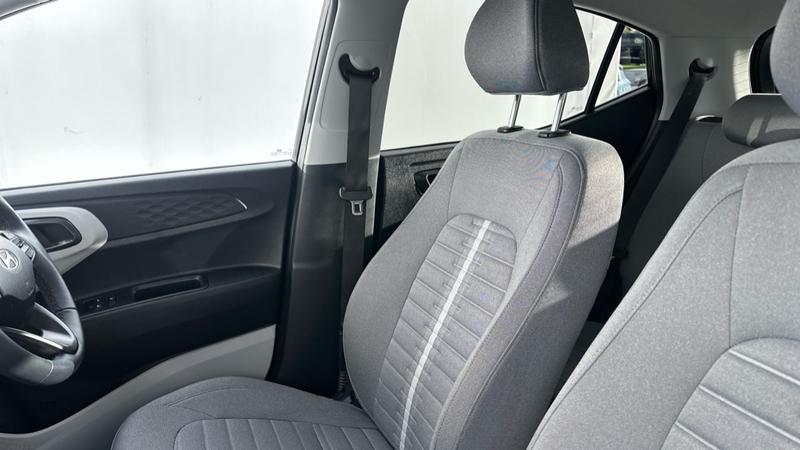 Used Hyundai i10 2023 for sale - 76382341: Photo 24