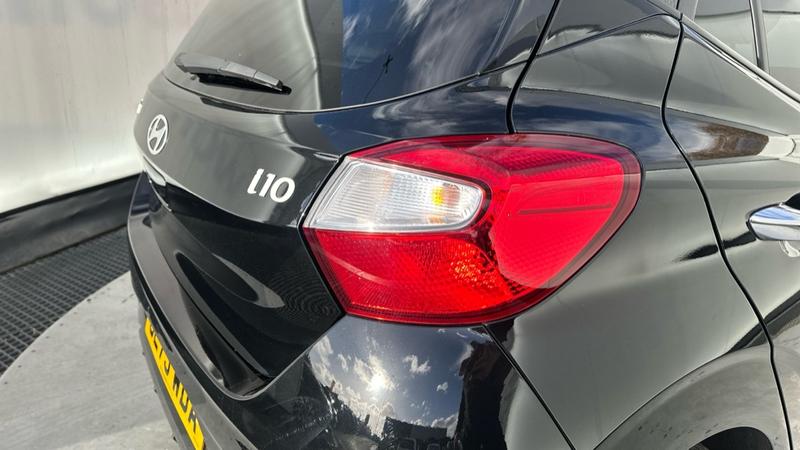 Used Hyundai i10 2023 for sale - 76382341: Photo 30