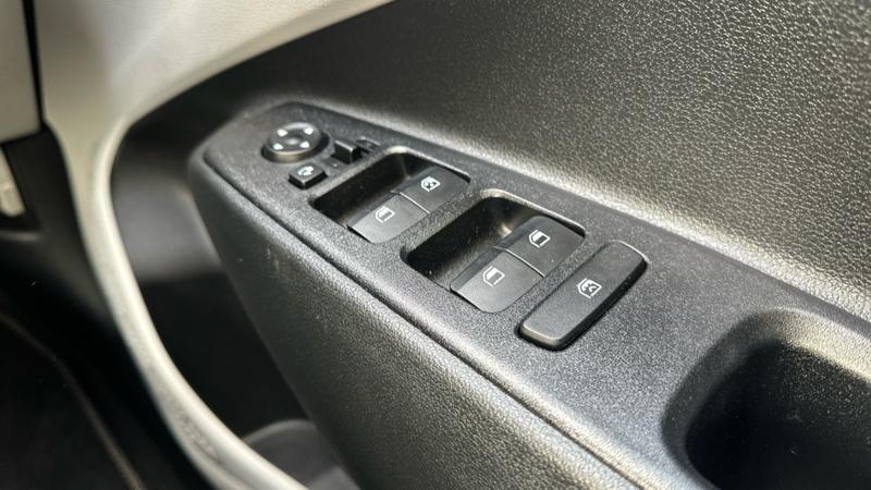 Used Hyundai i10 2023 for sale - 76382341: Photo 43