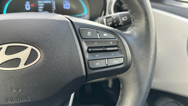 Used Hyundai i10 2023 for sale - 76382341: Photo 47