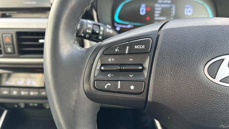 Used Hyundai i10 2023 for sale - 76382341: Photo 48