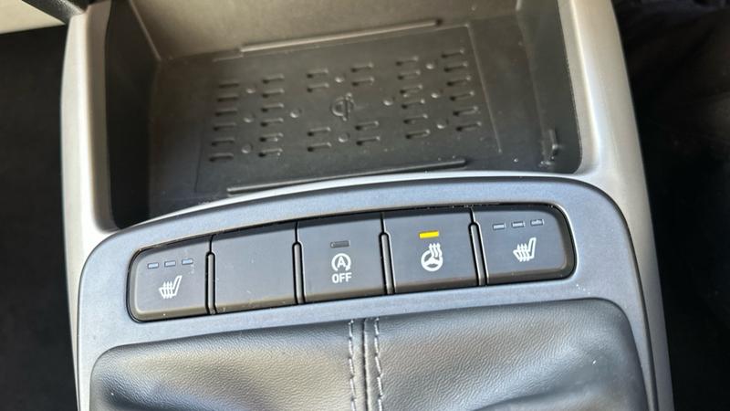 Used Hyundai i10 2023 for sale - 76382341: Photo 56