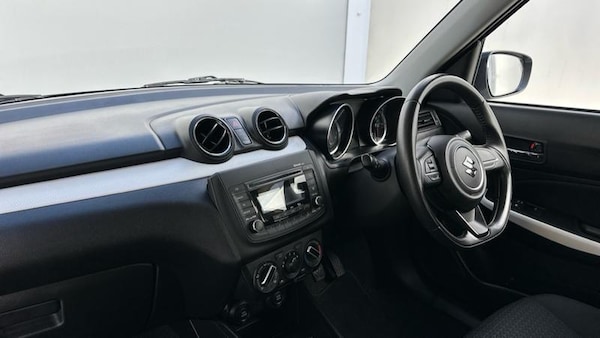 Used Suzuki Swift 2019 for sale - 76172623: Photo 11