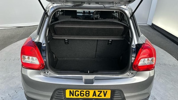 Used Suzuki Swift 2019 for sale - 76172623: Photo 15