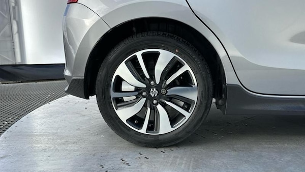Used Suzuki Swift 2019 for sale - 76172623: Photo 19