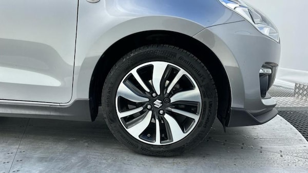 Used Suzuki Swift 2019 for sale - 76172623: Photo 20