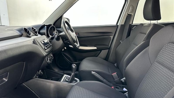 Used Suzuki Swift 2019 for sale - 76172623: Photo 24