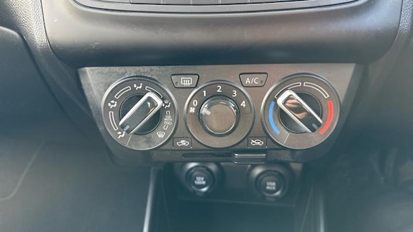 Used Suzuki Swift 2019 for sale - 76172623: Photo 50