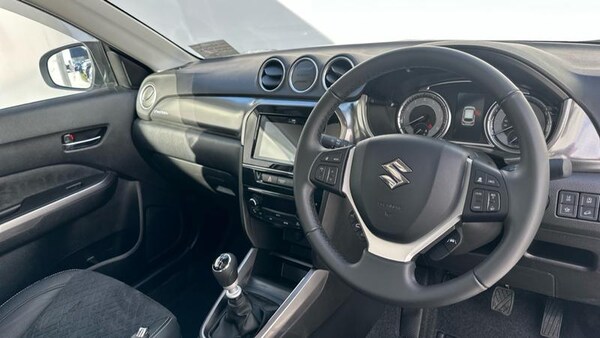 Used Suzuki Vitara 2023 for sale - 75293053: Photo 2