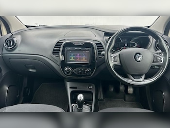 Used Renault Captur 2017 for sale - 79312210: Photo