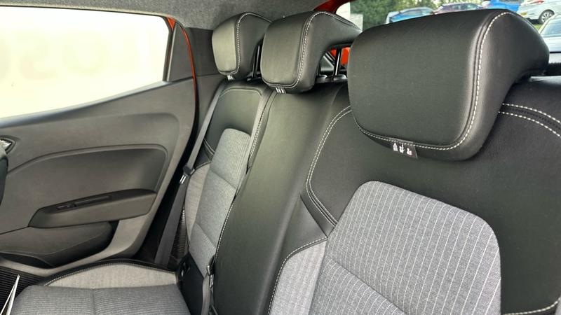 Used Renault Clio 2024 for sale - 75621062: Photo 14