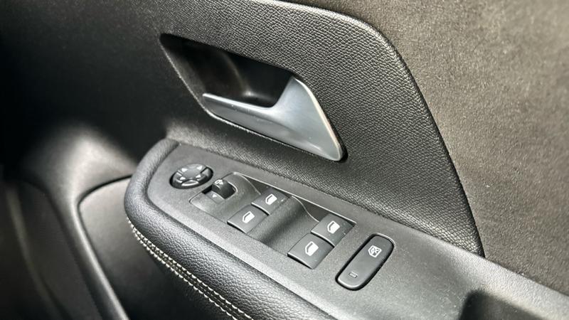 Used Vauxhall Mokka Electric 2022 for sale - 76895512: Photo 42