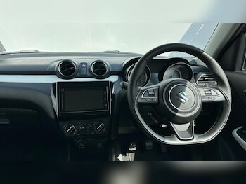 Used Suzuki Swift 2024 for sale - 75239440: Photo
