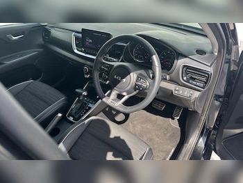Used Kia Stonic 2023 for sale - 79264304: Photo