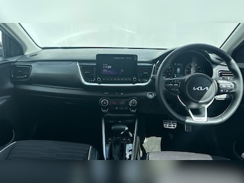 Used Kia Stonic 2023 for sale - 79264304: Photo