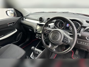 Used Suzuki Swift 2019 for sale - 77878291: Photo