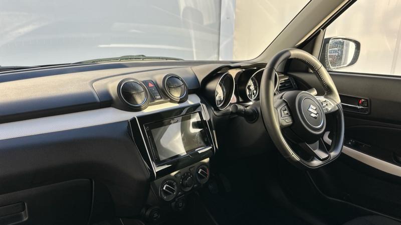 Used Suzuki Swift 2023 for sale - 76748162: Photo 11