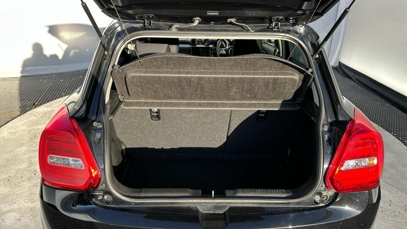 Used Suzuki Swift 2023 for sale - 76748162: Photo 15