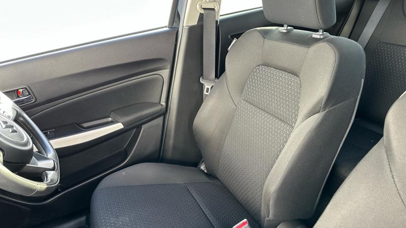 Used Suzuki Swift 2023 for sale - 76748162: Photo 25