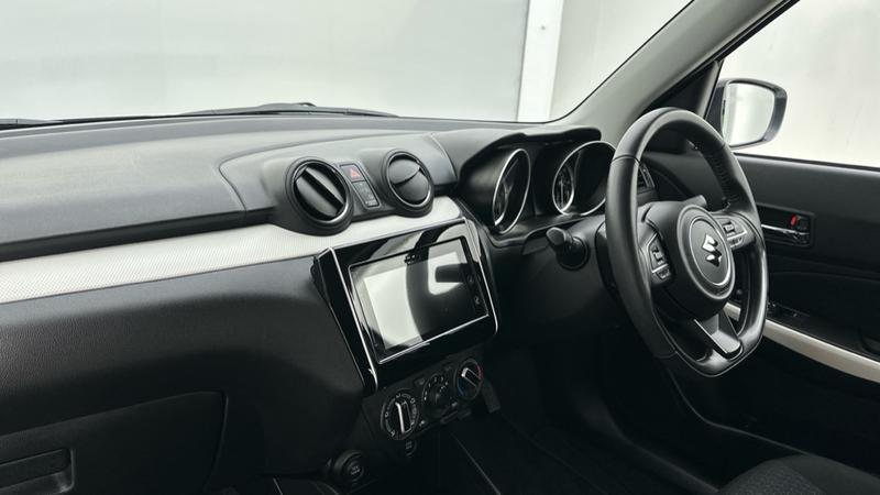 Used Suzuki Swift 2024 for sale - 76419804: Photo 11