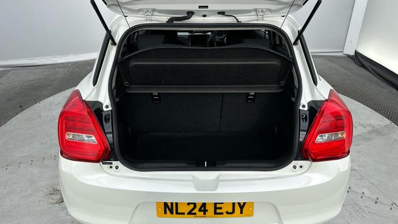 Used Suzuki Swift 2024 for sale - 76419804: Photo 15
