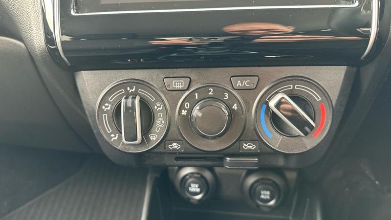 Used Suzuki Swift 2024 for sale - 76419804: Photo 54