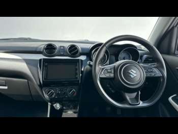 Used Suzuki Swift 2024 for sale - 75095706: Photo