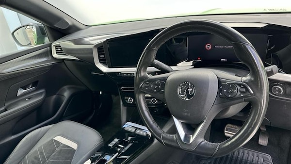 Used Vauxhall Mokka Electric 2023 for sale - 75705801: Photo 2
