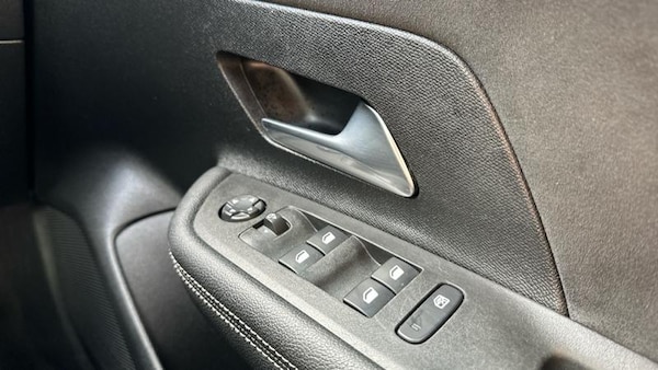 Used Vauxhall Mokka Electric 2023 for sale - 75705801: Photo 35