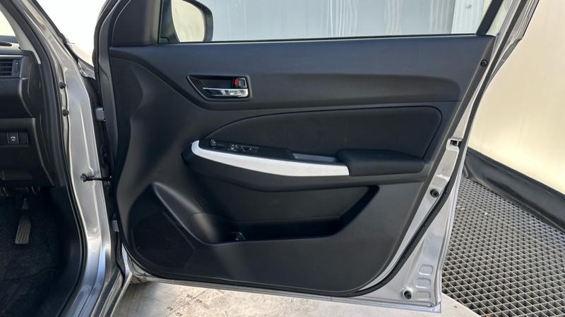 Used Suzuki Swift 2023 for sale - 77791516: Photo 27