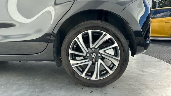 Used Suzuki Swift 2023 for sale - 76154179: Photo 18