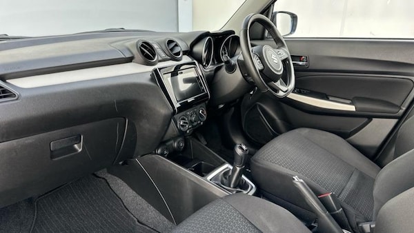 Used Suzuki Swift 2023 for sale - 76154179: Photo 24