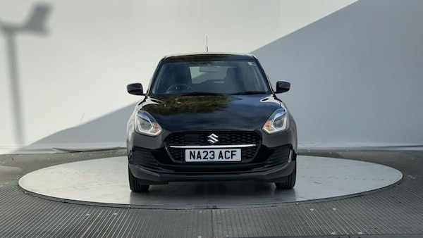 Used Suzuki Swift 2023 for sale - 76154179: Photo 3