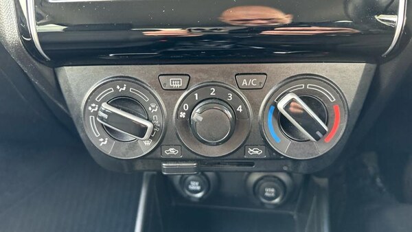 Used Suzuki Swift 2023 for sale - 76154179: Photo 52