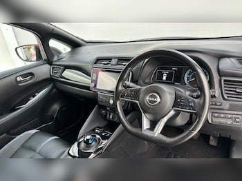 Used Nissan Leaf 2022 for sale - 76266105: Photo