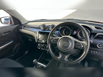 Used Suzuki Swift 2023 for sale - 75880933: Photo