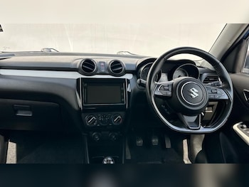 Used Suzuki Swift 2021 for sale - 79232523: Photo