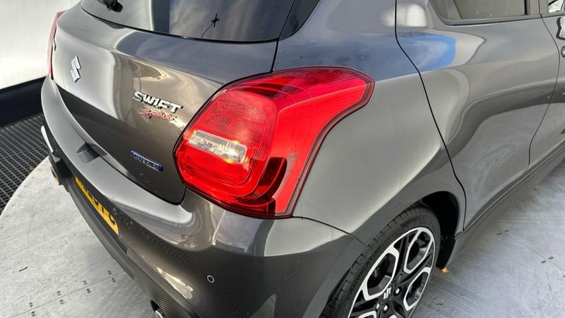 Used Suzuki Swift 2023 for sale - 76452954: Photo 29