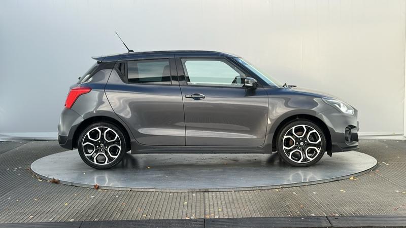 Used Suzuki Swift 2023 for sale - 76452954: Photo 5