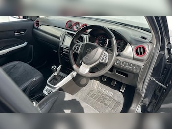 Used Suzuki Vitara 2018 for sale - 79325786: Photo
