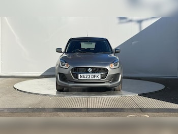 Used Suzuki Swift 2023 for sale - 77685111: Photo