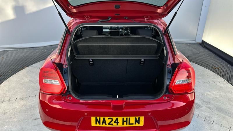 Used Suzuki Swift 2024 for sale - 76302777: Photo 15