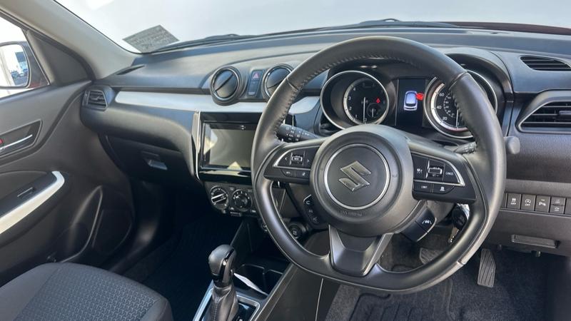 Used Suzuki Swift 2024 for sale - 76302777: Photo 2