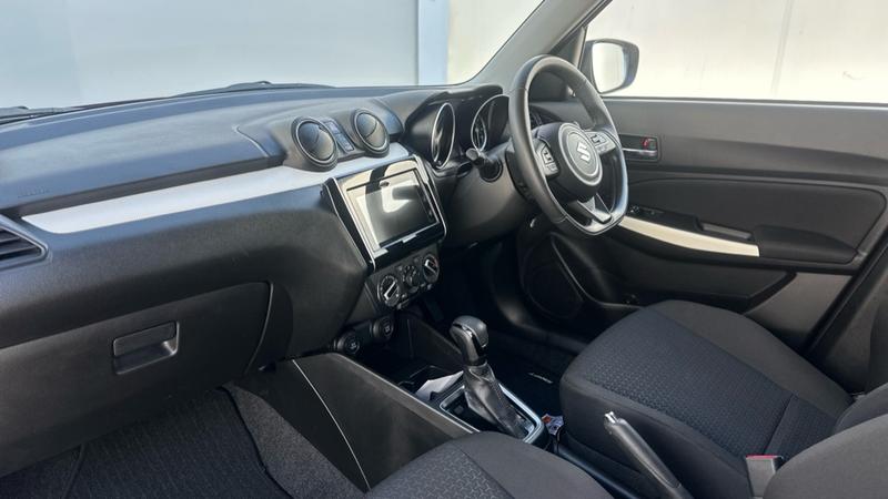 Used Suzuki Swift 2024 for sale - 76302777: Photo 25