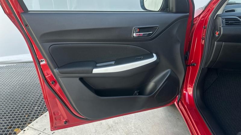 Used Suzuki Swift 2024 for sale - 76302777: Photo 26